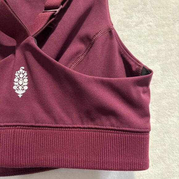 Free People Movement Freestyle Sports Bra Maroon Size Small Gym Running Workout - Picture 10 of 13